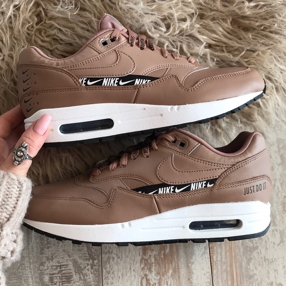 NWT Nike Air Max 1 Special edition - Picture 4 of 8